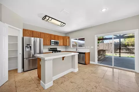 Kitchen - 1619 7th St, Hughson, CA 95326 photo 4 of 5
