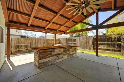 Exterior - 1619 7th St, Hughson, CA 95326 photo 5 of 11