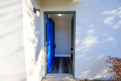 Entry Way - 1313 Floyd Ave #176, Modesto, CA 95355 photo 1 of 3