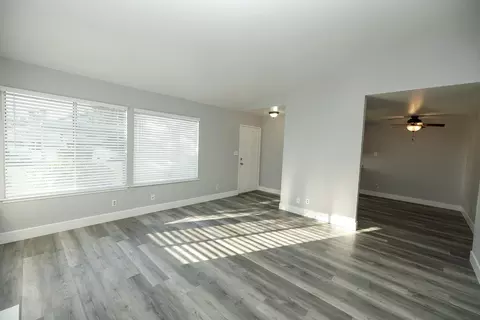 Living - 1313 Floyd Ave #176, Modesto, CA 95355 photo 6 of 8