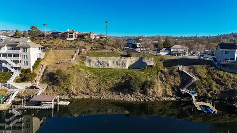 1057 Shoreline Dr, Copperopolis, CA 95228
