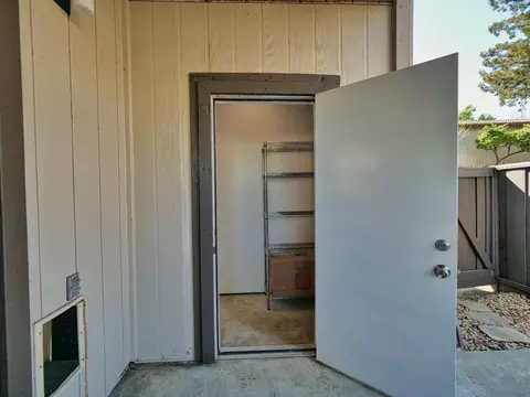 1423 Hull Ln, Martinez, CA 94553 photo 39