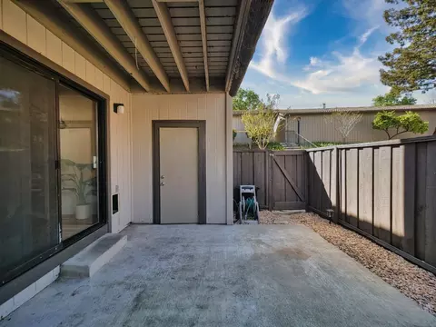 1423 Hull Ln, Martinez, CA 94553 photo 38