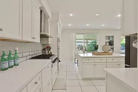 Kitchen - 2256 Heavenly Way, Lodi, CA 95242 photo 3 of 7