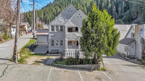 402 Main St, Downieville, CA 95936
