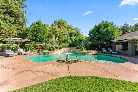 Exterior - 1620 Gary Way, Carmichael, CA 95608 photo 8 of 21