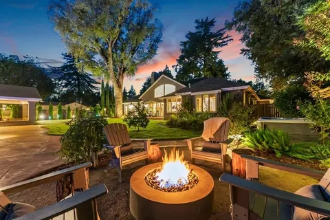 Exterior - 1620 Gary Way, Carmichael, CA 95608 photo 19 of 21