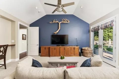 Living - 1620 Gary Way, Carmichael, CA 95608 photo 3 of 3