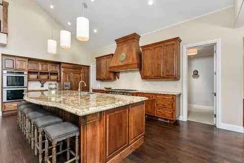 Kitchen - 1620 Gary Way, Carmichael, CA 95608 photo 2 of 5
