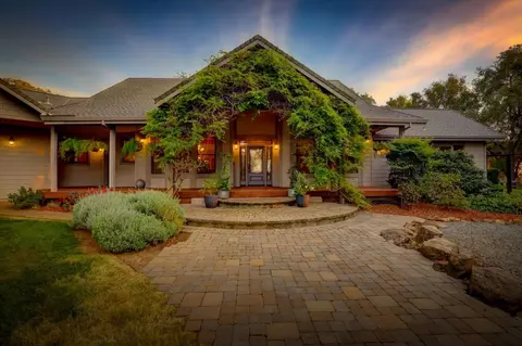 25799 Sweet Rd, Grass Valley, CA 95949