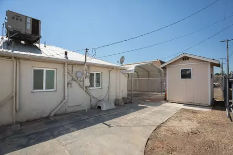 Exterior - 33 E Gridley Rd, Gridley, CA 95948 photo 11 of 12
