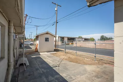 Exterior - 33 E Gridley Rd, Gridley, CA 95948 photo 12 of 12