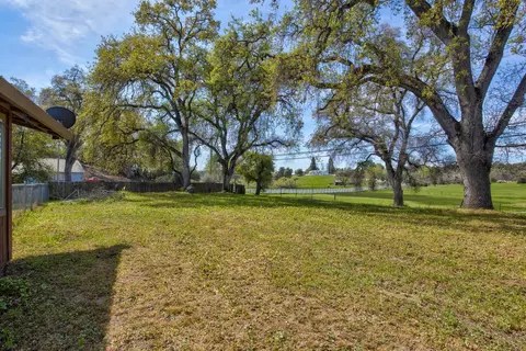 Exterior - 20991 Jamestown Rd, Sonora, CA 95370 photo 11 of 23