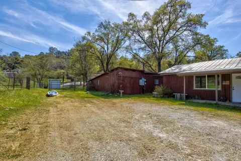 Exterior - 20991 Jamestown Rd, Sonora, CA 95370 photo 5 of 23