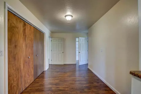 Entry Way - 20991 Jamestown Rd, Sonora, CA 95370 photo 2 of 2