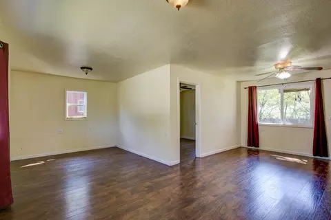 Living - 20991 Jamestown Rd, Sonora, CA 95370 photo 9 of 9