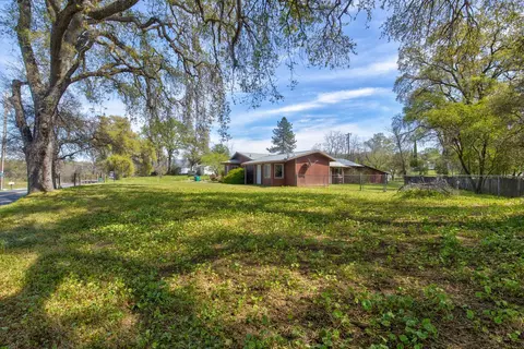Exterior - 20991 Jamestown Rd, Sonora, CA 95370 photo 12 of 23