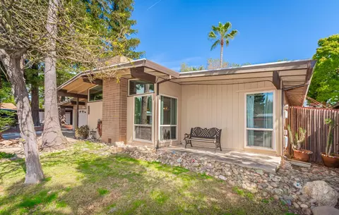 8772 Contemporary Ct, Elk Grove, CA 95624