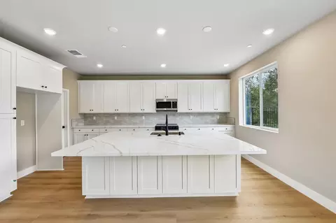 1017 Utah Dr, Placerville, CA 95667
