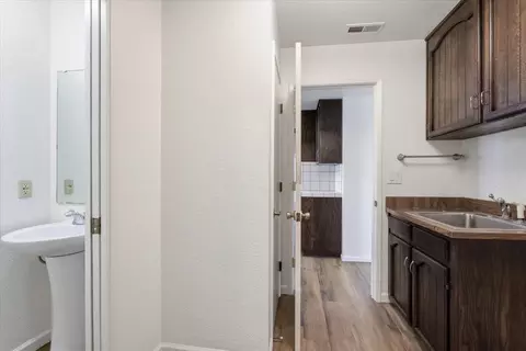 Entry Way - 2315 W Vine St, Lodi, CA 95242 photo 2 of 2