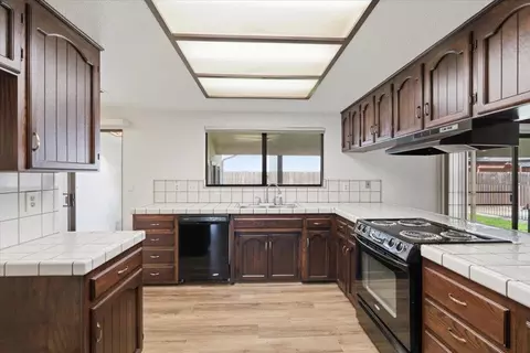Kitchen - 2315 W Vine St, Lodi, CA 95242 photo 2 of 3