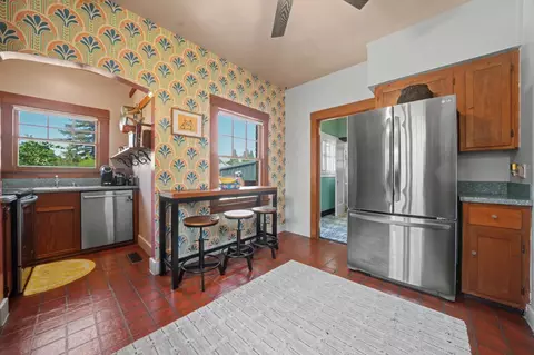 Kitchen - 85 Broad St, Sutter Creek, CA 95685 photo 5 of 7