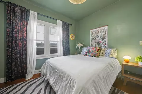 Bedroom - 85 Broad St, Sutter Creek, CA 95685 photo 2 of 14