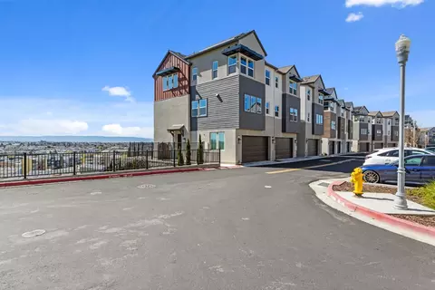 28961 Hideaway St, Hayward, CA 94544