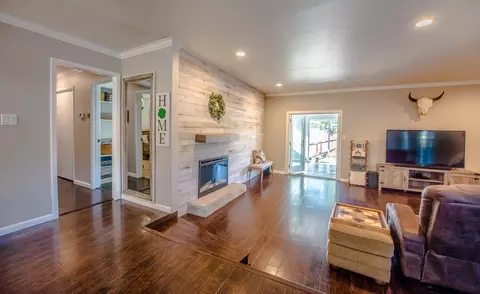 1008 Greenwood Dr, Woodland, CA 95695