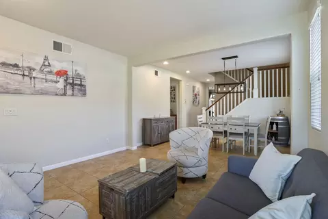 Living - 1047 Lindo Ct, Manteca, CA 95337 photo 2 of 2
