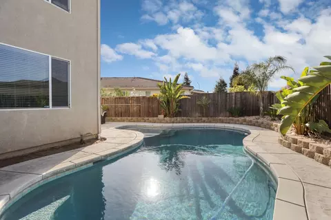 Exterior - 1047 Lindo Ct, Manteca, CA 95337 photo 10 of 17
