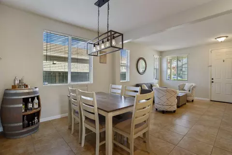 Dining - 1047 Lindo Ct, Manteca, CA 95337 photo 2 of 4