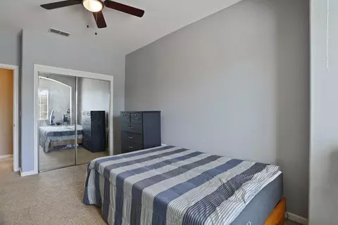 Bedroom - 1047 Lindo Ct, Manteca, CA 95337 photo 4 of 8