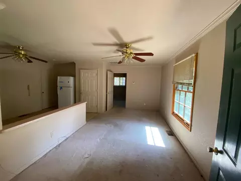 Living - 6950 Fools Canyon Rd, Georgetown, CA 95634 photo 9 of 10