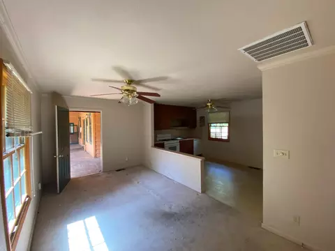 Living - 6950 Fools Canyon Rd, Georgetown, CA 95634 photo 7 of 10