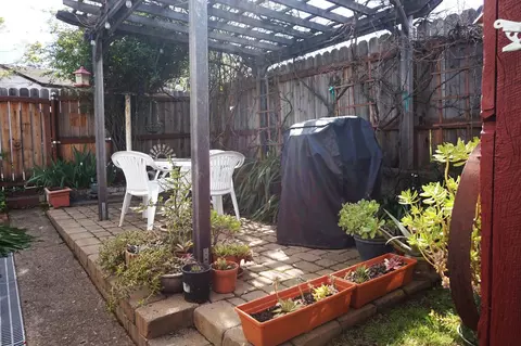 Exterior - 245 Walnut St, Jackson, CA 95642 photo 11 of 13