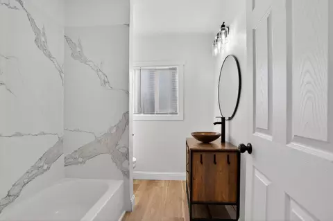 Bath - 1620 E Harding Way, Stockton, CA 95205 photo 1 of 1