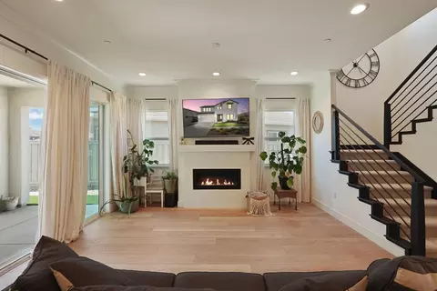 Living - 3242 Shrute Dr, Lathrop, CA 95330 photo 2 of 4