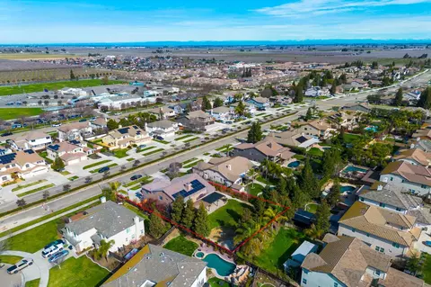 View/Area - 848 W Santos Ave, Ripon, CA 95366 photo 14 of 15