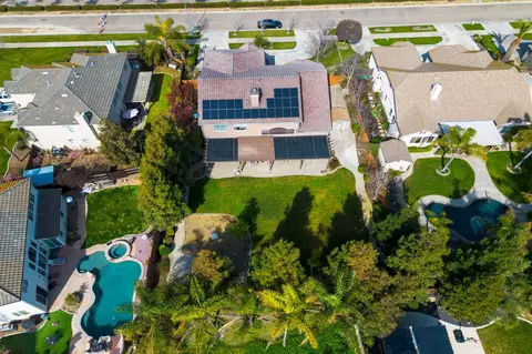 View/Area - 848 W Santos Ave, Ripon, CA 95366 photo 7 of 15