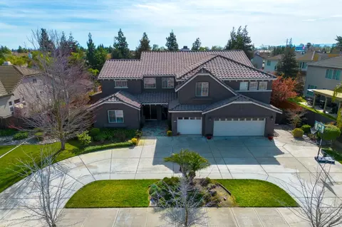 View/Area - 848 W Santos Ave, Ripon, CA 95366 photo 4 of 15