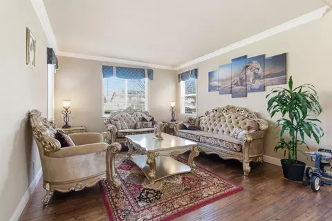 Living - 848 W Santos Ave, Ripon, CA 95366 photo 1 of 3