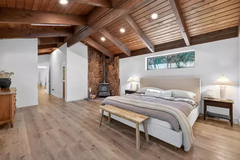 Bedroom - 1818 Smith Flat Rd, Placerville, CA 95667 photo 2 of 10