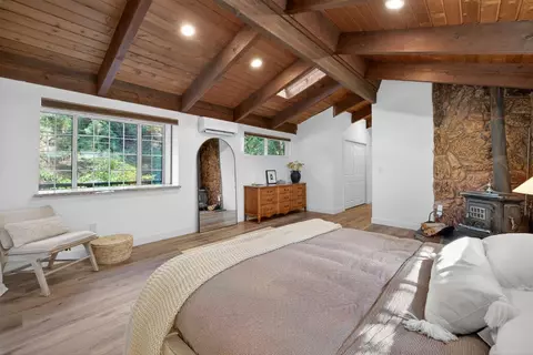 Bedroom - 1818 Smith Flat Rd, Placerville, CA 95667 photo 3 of 10