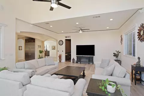 Living - 3205 Hillglen Ave, Modesto, CA 95355 photo 6 of 6