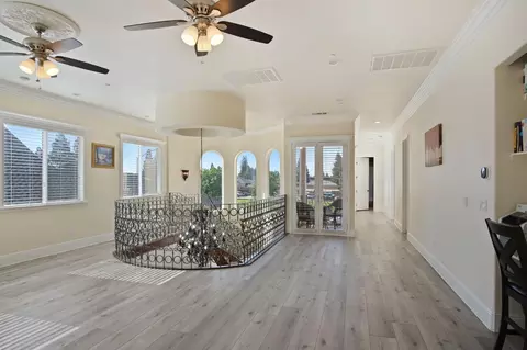 Entry Way - 3205 Hillglen Ave, Modesto, CA 95355 photo 5 of 5