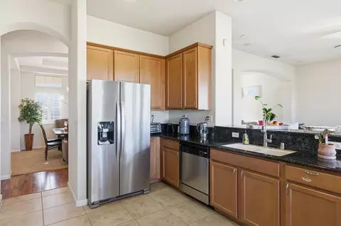 Kitchen - 9240 Stablegate Rd, Wilton, CA 95693 photo 2 of 3