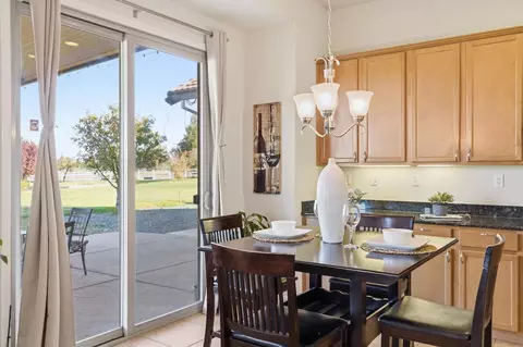 Dining - 9240 Stablegate Rd, Wilton, CA 95693 photo 3 of 3