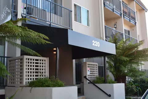 220 Atlantic Ave #204, Santa Cruz, CA 95062