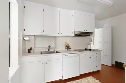 Kitchen - 53 College Park, Davis, CA 95616 photo 2 of 5